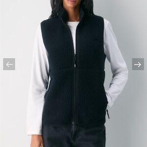 Aritzia Black Fleece Vest